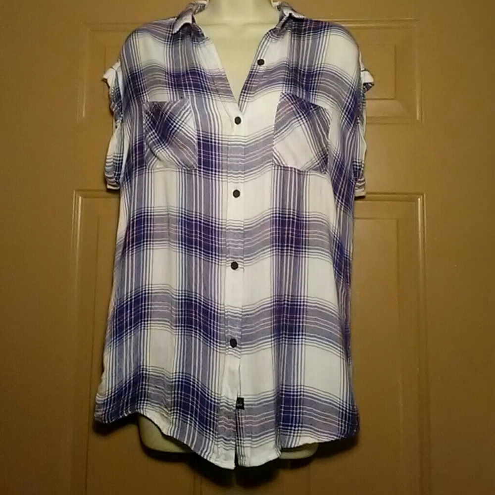 [NOT FOR SALE] NWOT RAILS "BRITT" SUPER SOFT TOP-SIZE SMALL